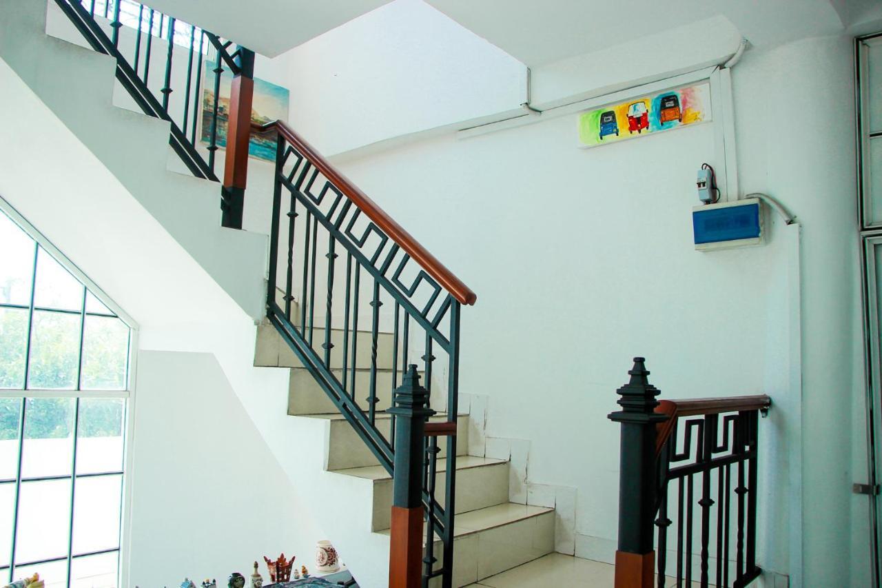 Appartamento White House Wattala Esterno foto